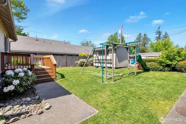 $1,249,950 | 250 Southeast Andrews Street, Issaquah, WA 98027