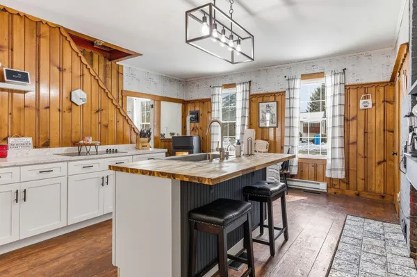 $749,900 | 59 Route 16b Street, Center Ossipee, NH 03814