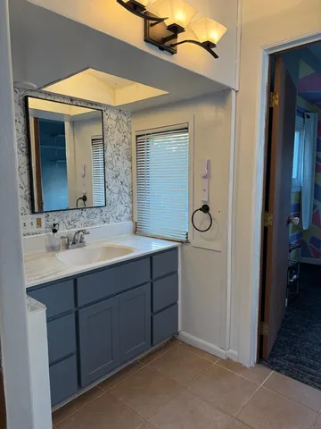 $304,900 | 726 South Park Avenue, Neenah, WI 54956