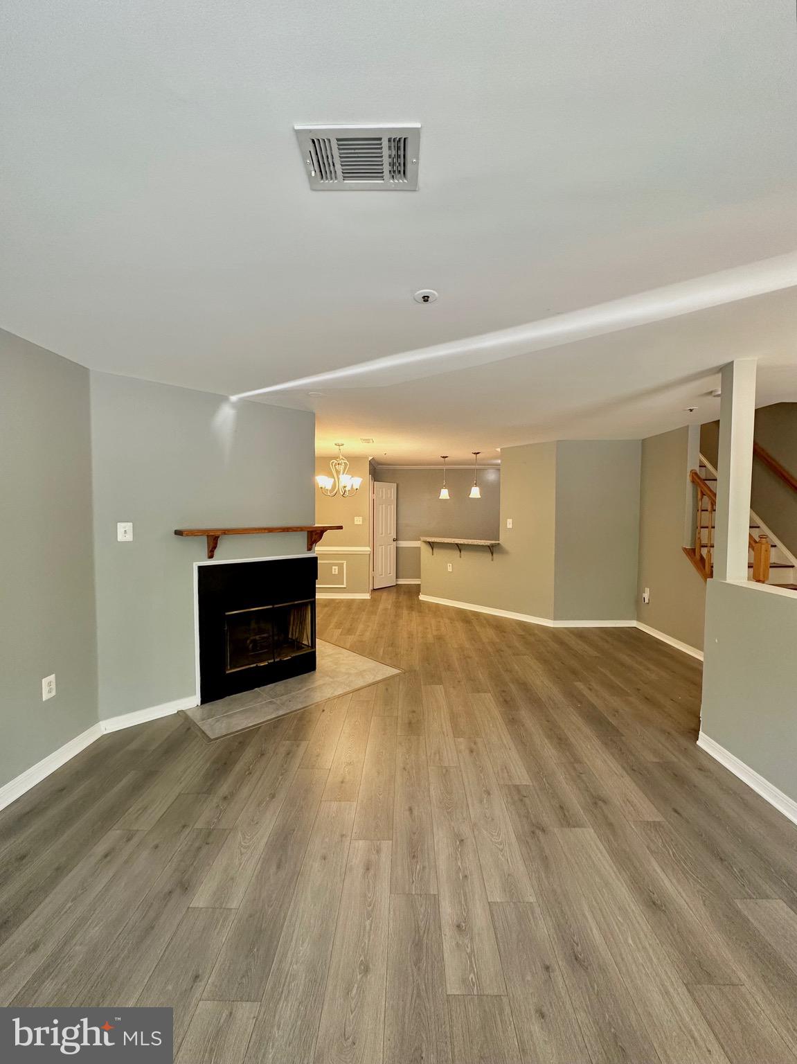 11125 Halterpath Trail Manassas, VA 20109 - Photo 4 of 32