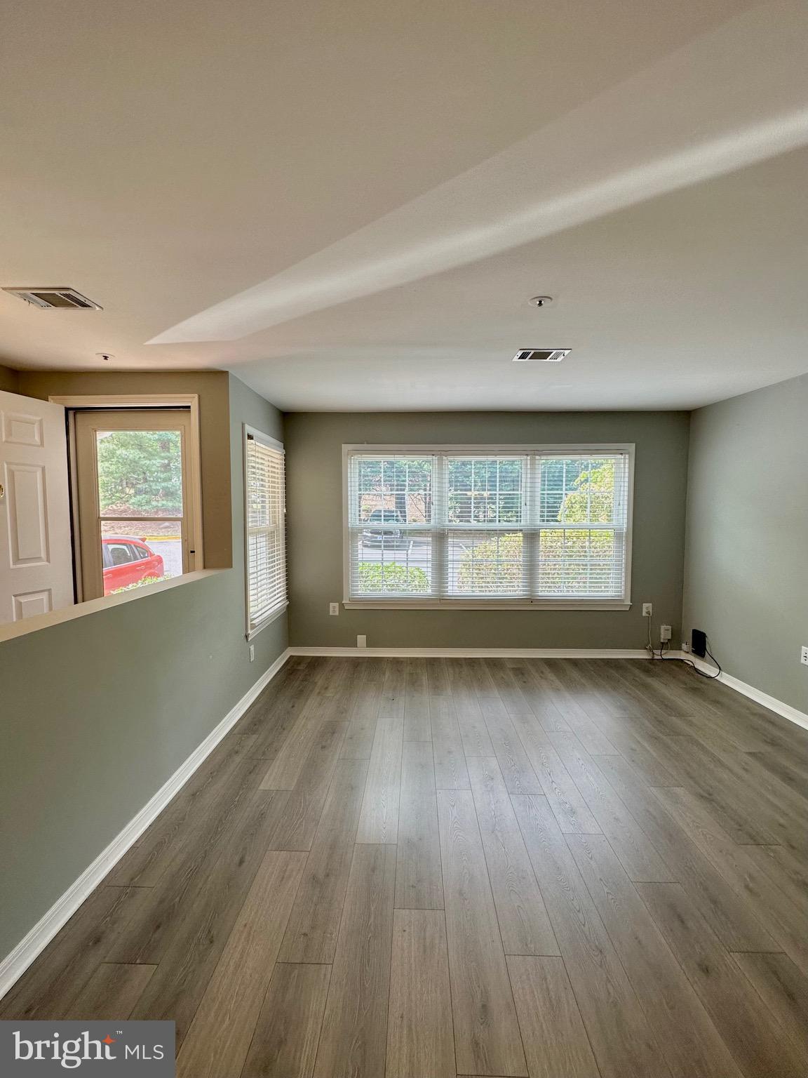 11125 Halterpath Trail Manassas, VA 20109 - Photo 6 of 32