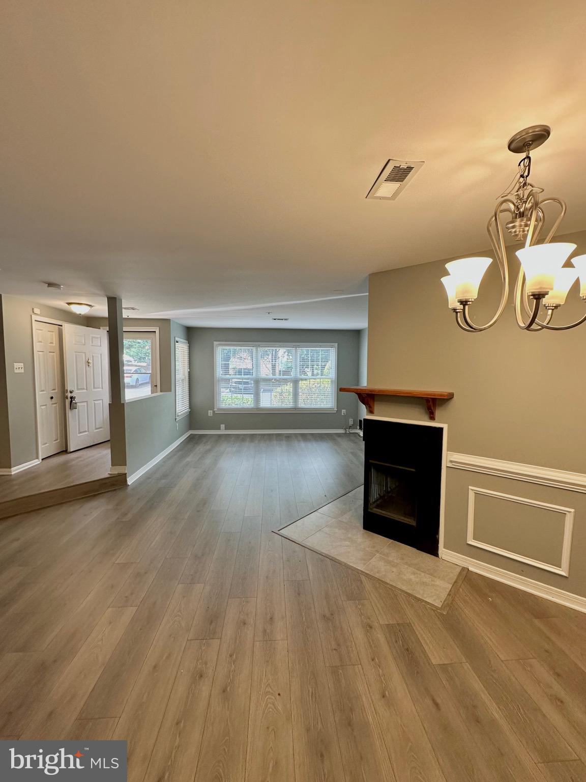 11125 Halterpath Trail Manassas, VA 20109 - Photo 7 of 32