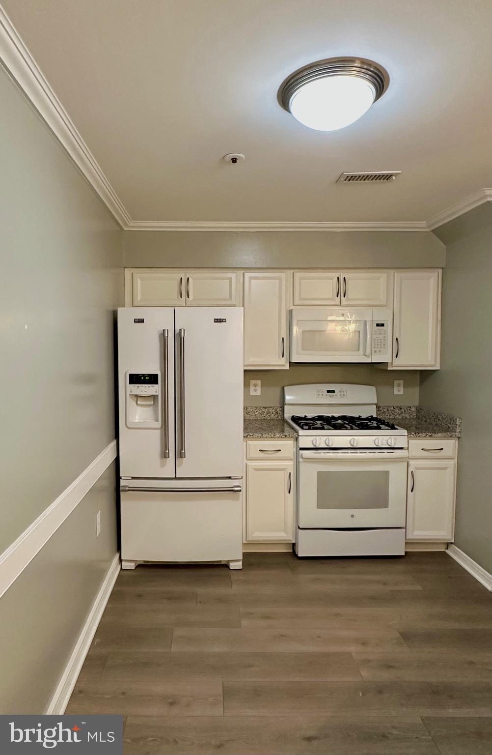 11125 Halterpath Trail Manassas, VA 20109 - Photo 10 of 32