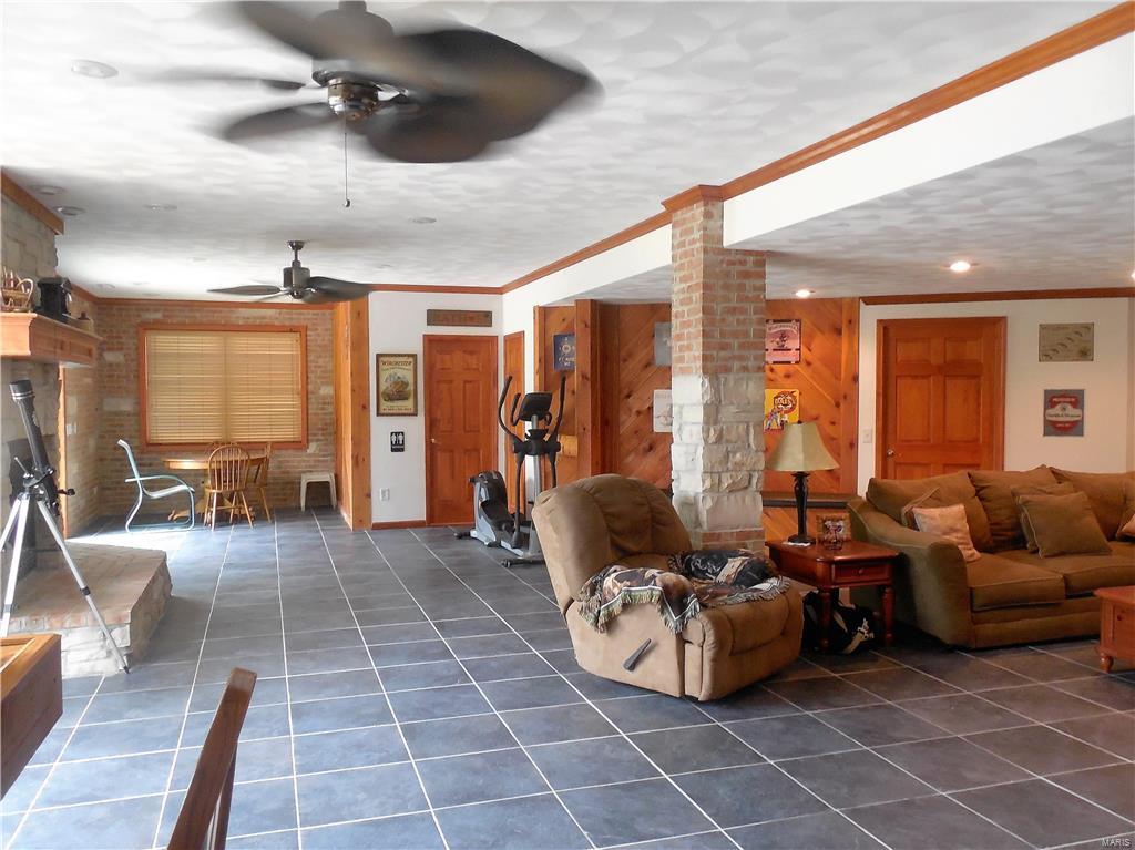 8104 Wolf Road Alton, IL 62002 - Photo 19 of 29