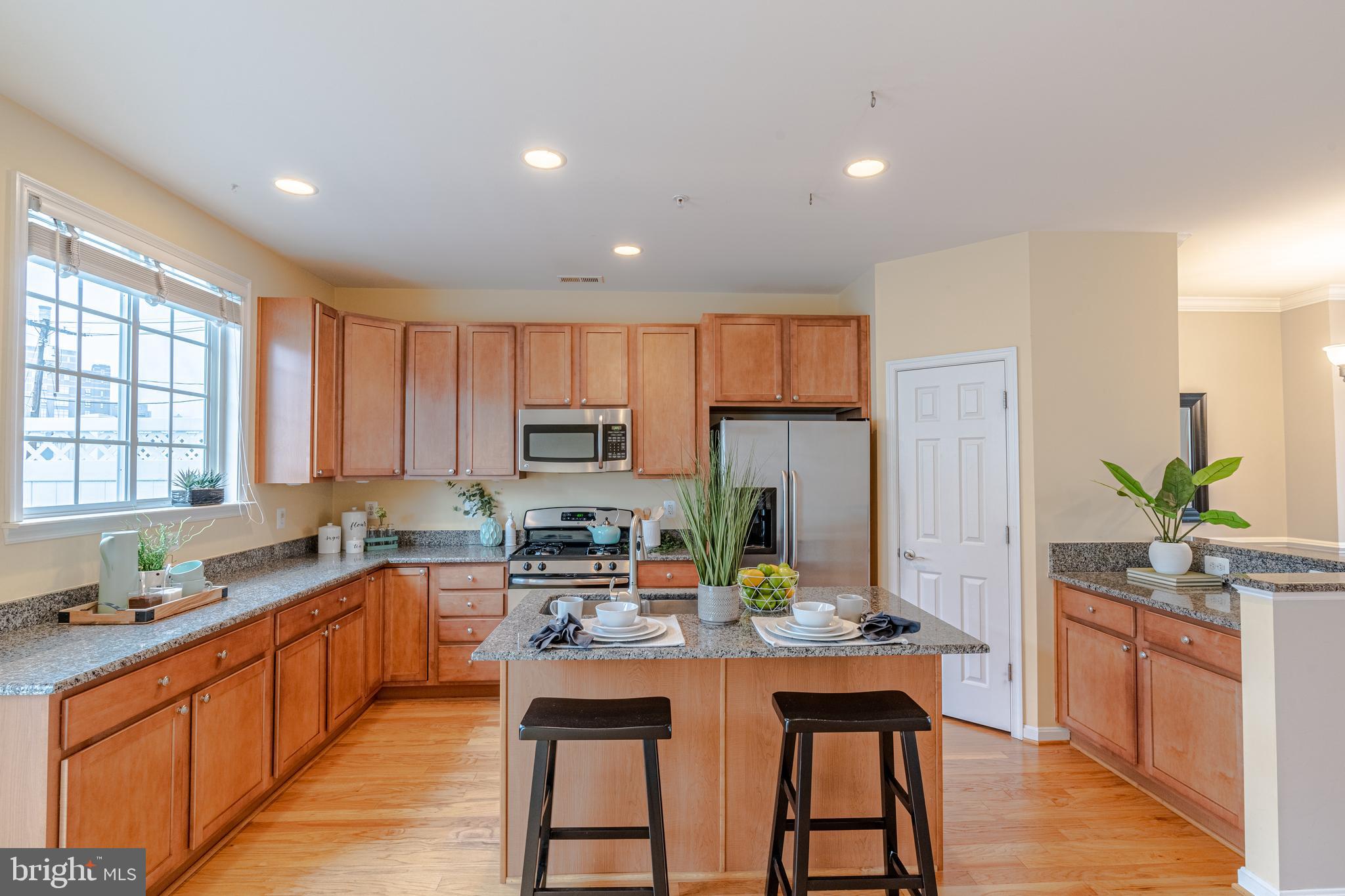 1302 Decatur Street Baltimore, MD 21230 - Photo 36 of 88 Kitchen with Island