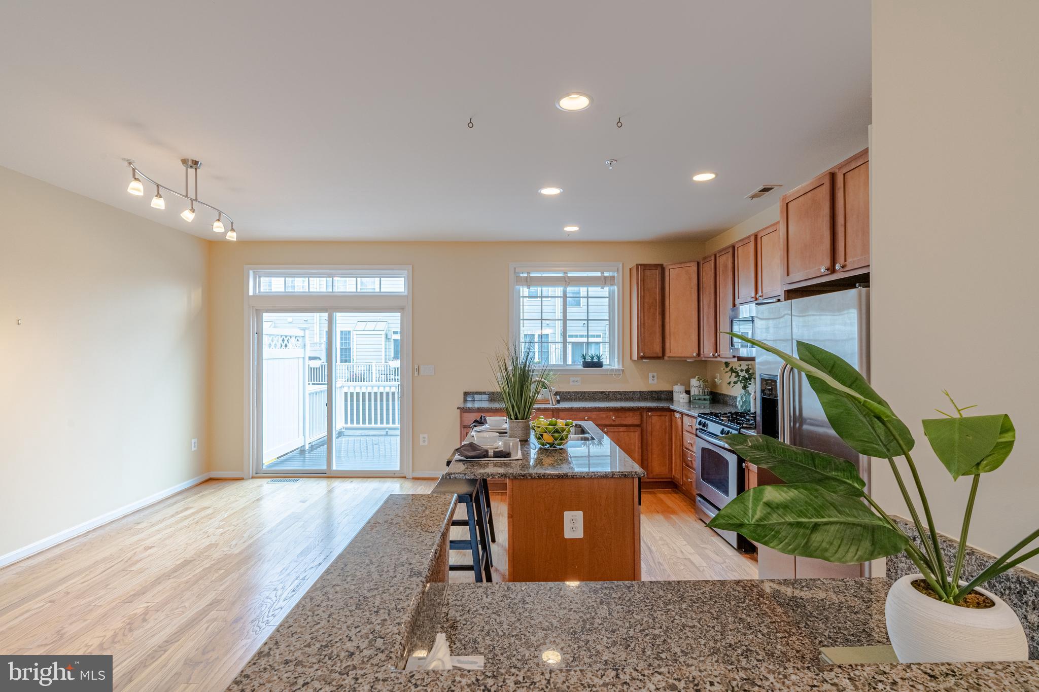 1302 Decatur Street Baltimore, MD 21230 - Photo 39 of 88 Kitchen with Table Space