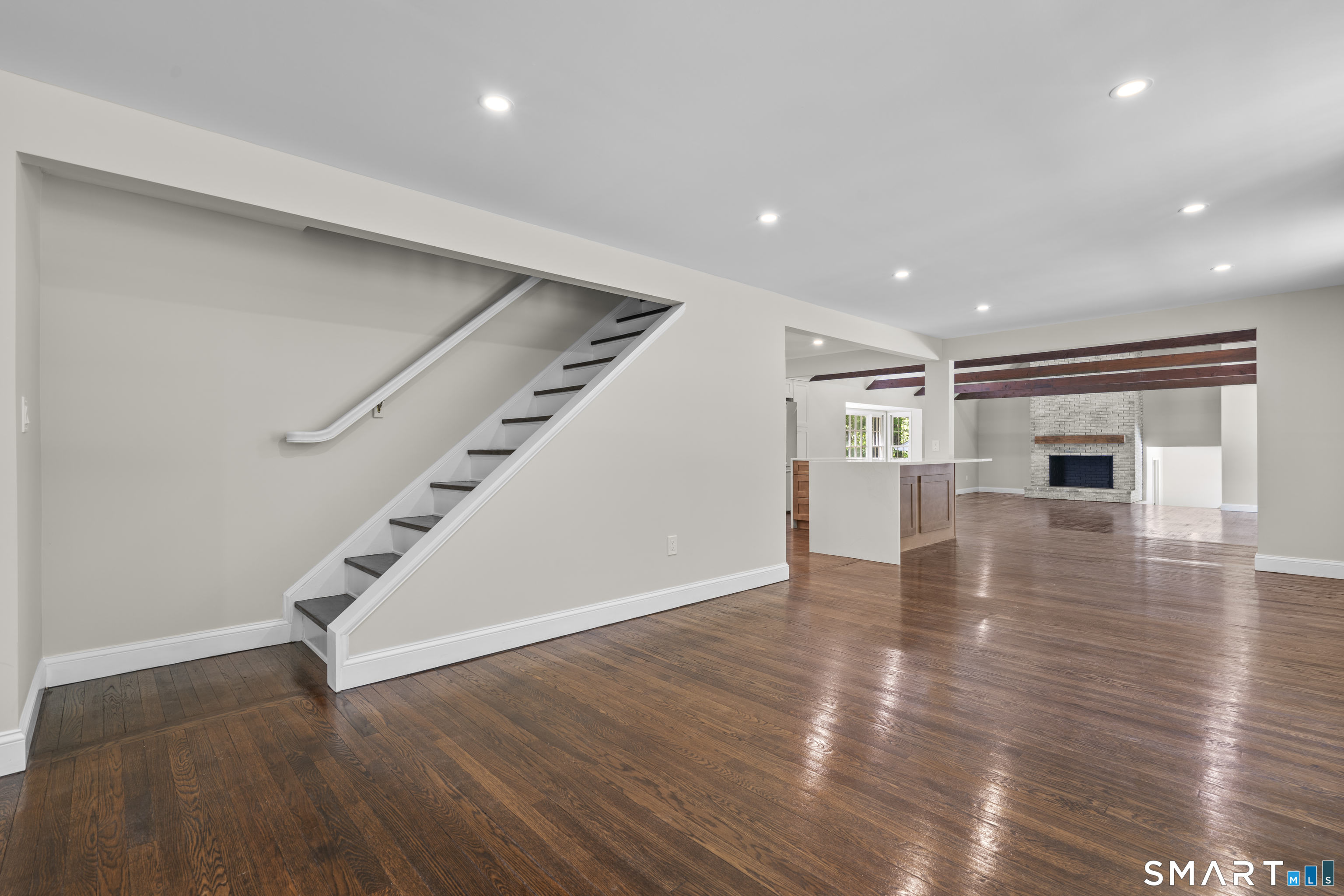 33 Old Stagecoach Road Redding, CT 06896 - Photo 20 of 40