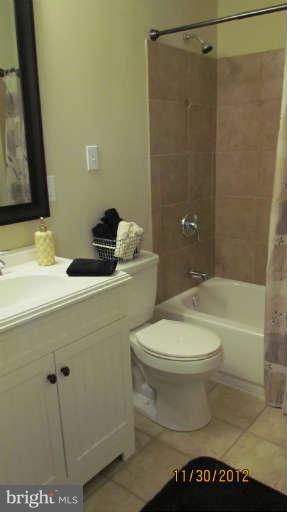 112 German Hill Road Dundalk, MD 21222 - Photo 18 of 23 Bath (Master)