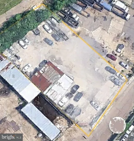 an aerial view of a backyard