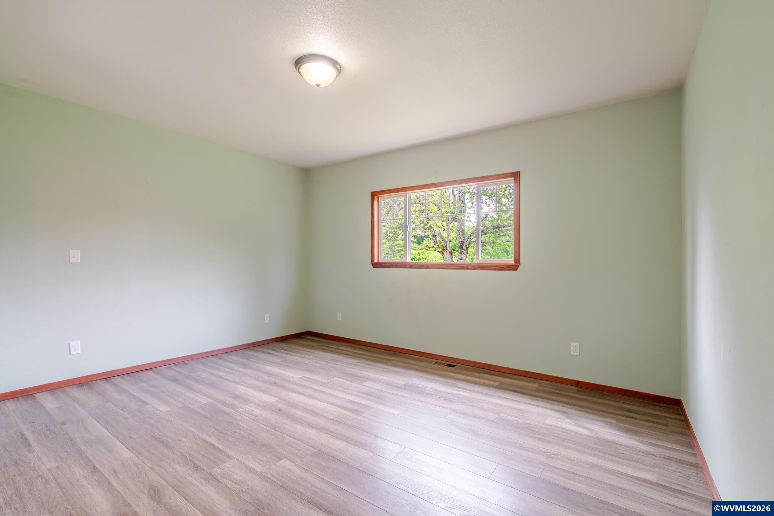 34965 Brewster Road Lebanon, OR 97355 - Photo 22 of 49
