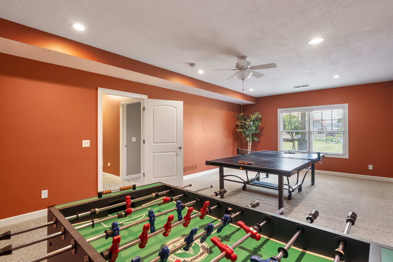 6412 Forest Road Davenport, IA 52807 - Photo 40 of 66