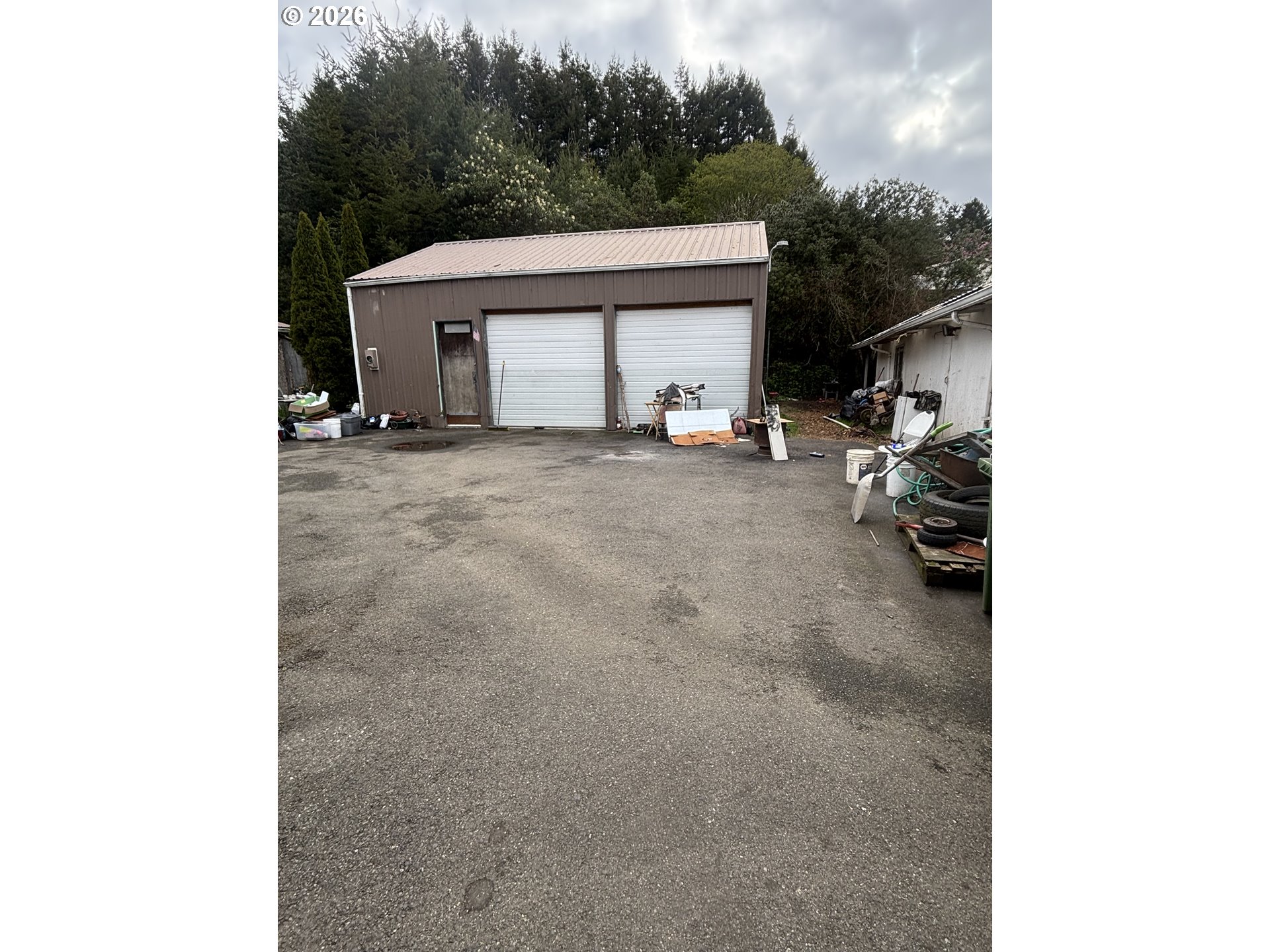 1110 North 8th Street Lakeside, OR 97449 - Photo 4 of 46 Garage
