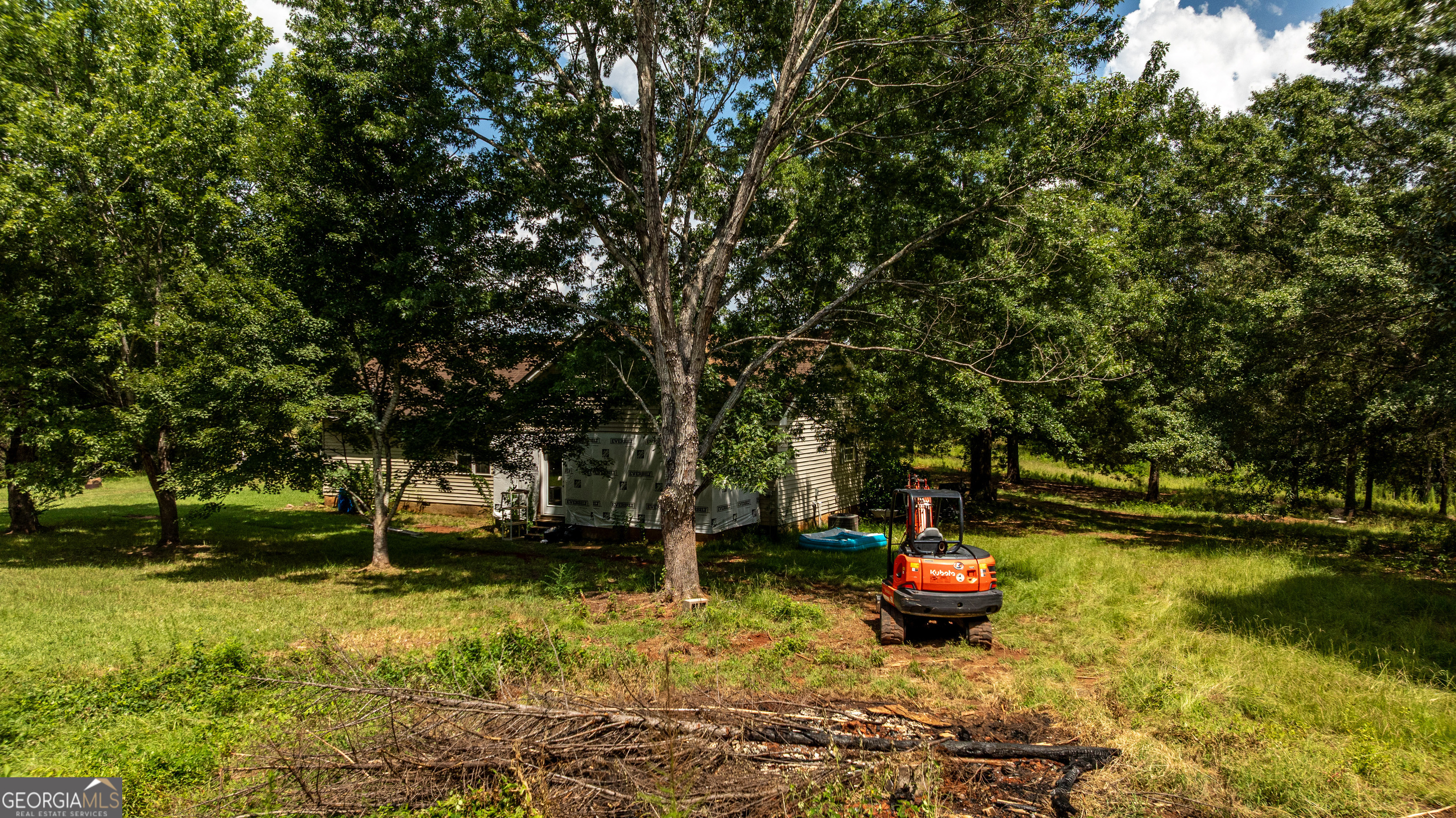 1730 Roland Road Thomaston, GA 30286 - Photo 37 of 55 a backyard of a house with lots of green space