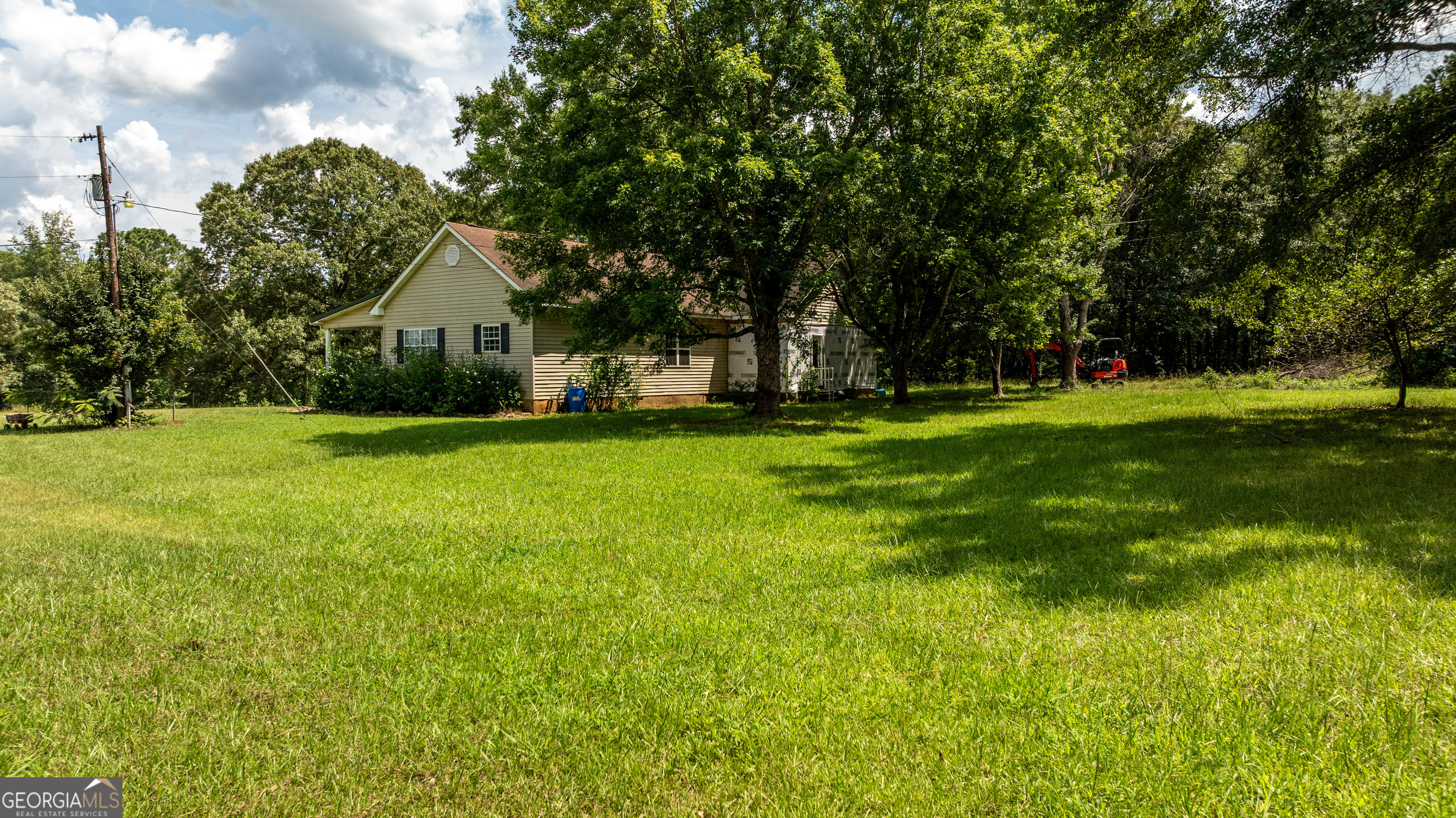 1730 Roland Road Thomaston, GA 30286 - Photo 39 of 55 a front view of a house with a yard