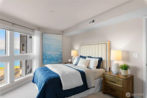 $899,000 | 1300 Alki Avenue Southwest, Unit 200, Seattle, WA 98116