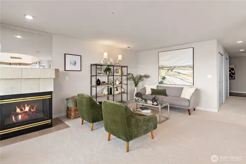 $899,000 | 1300 Alki Avenue Southwest, Unit 200, Seattle, WA 98116