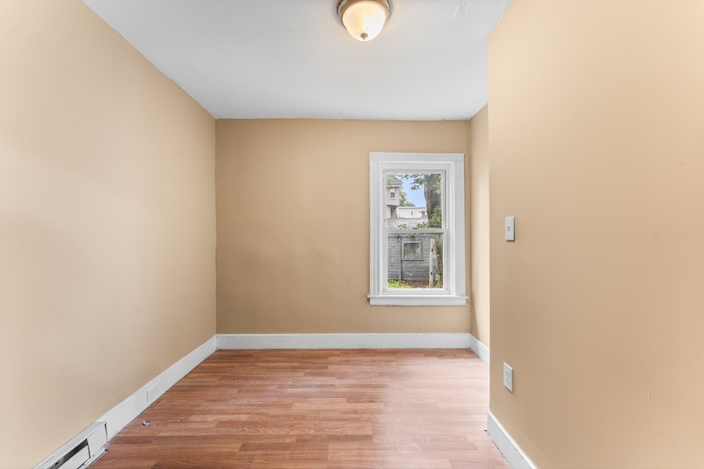 2 Hacker Court Worcester, MA 01603 - Photo 8 of 32