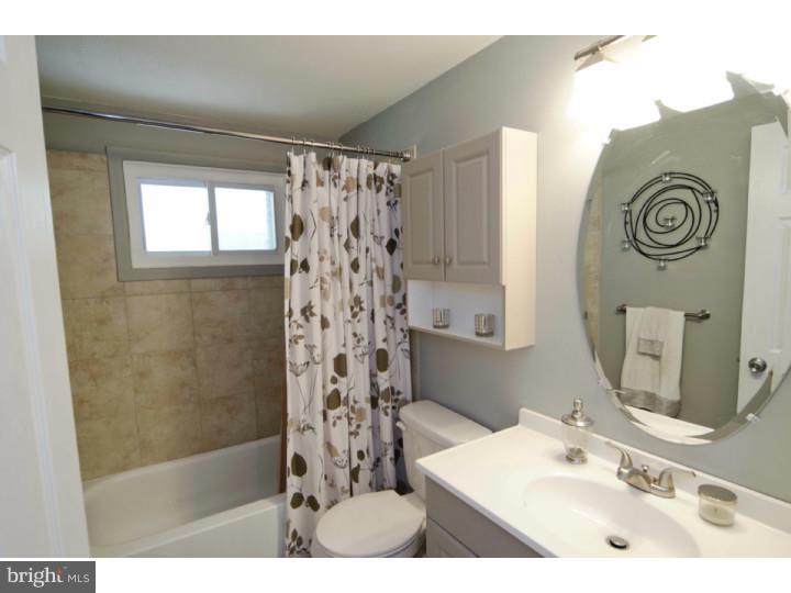 324 Richardson Road Lansdale, PA 19446 - Photo 18 of 25 Bathroom