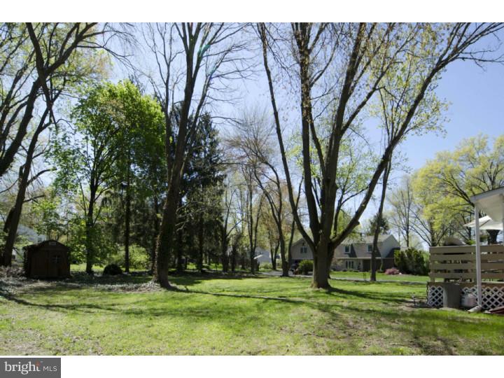 324 Richardson Road Lansdale, PA 19446 - Photo 25 of 25 Exterior Back