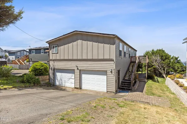 $680,000 | 6335 Northeast Neptune Drive, Lincoln City, OR 97367