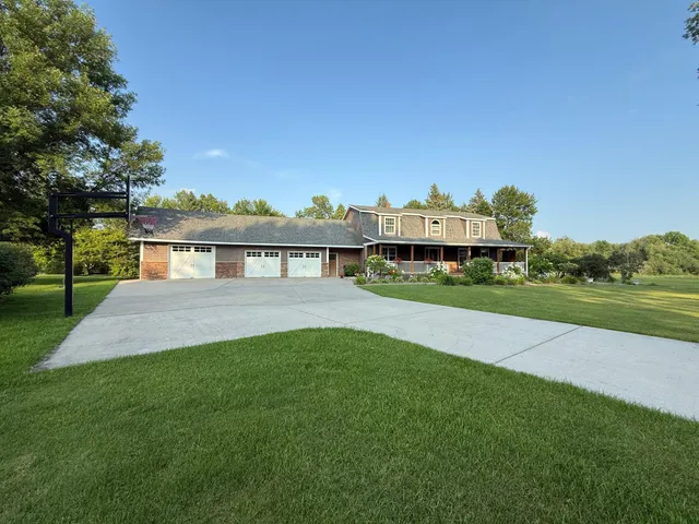 $482,500 | 131 Fern Road, Thief River Falls, MN 56701