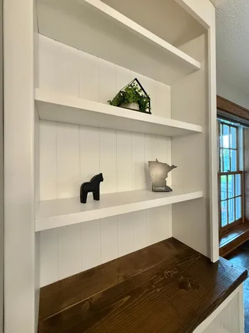 $482,500 | 131 Fern Road, Thief River Falls, MN 56701