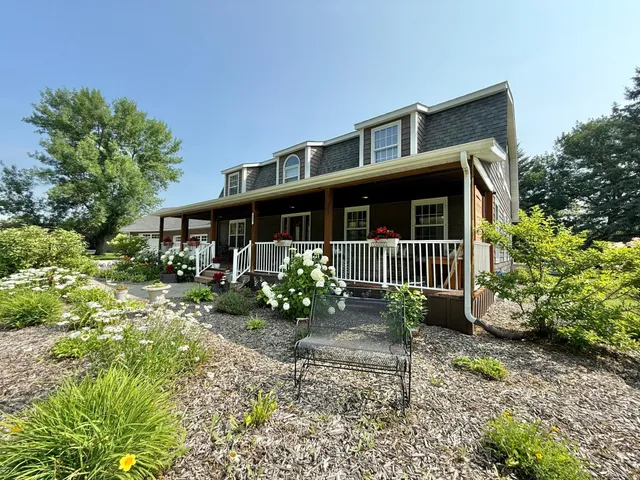 $482,500 | 131 Fern Road, Thief River Falls, MN 56701