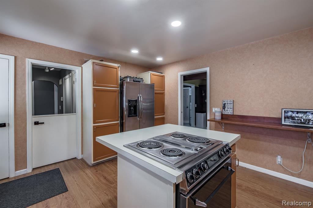 73 Nevada Avenue Rochester Hills, MI 48309 - Photo 13 of 54