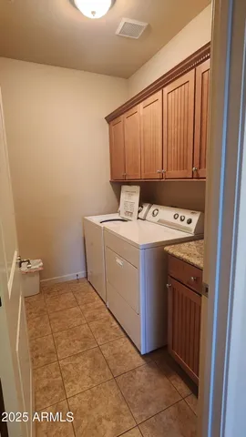 $2,000 | 14815 North Fountain Hills Boulevard, Unit 107, Fountain Hills, AZ 85268