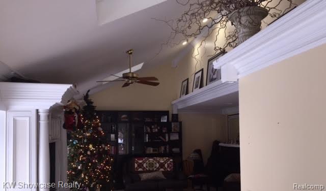 47200 West 11 Mile Road Novi, MI 48374 - Photo 19 of 62 Great Rm Specialized Crown Molding and Accent Lighting.