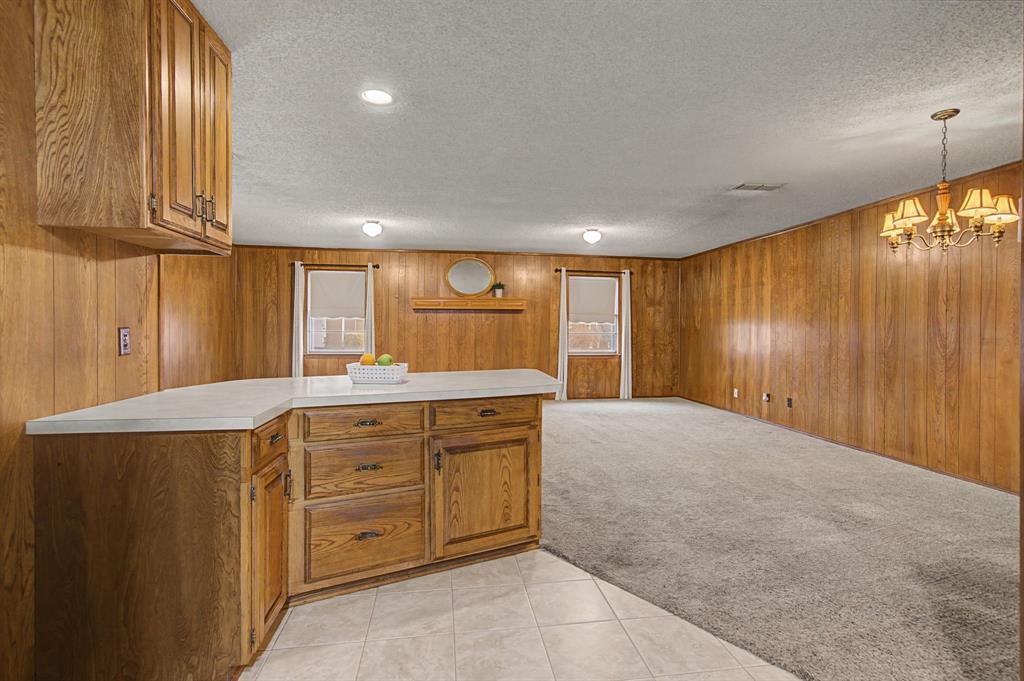 42 Page Street Hurst, TX 76053 - Photo 11 of 33