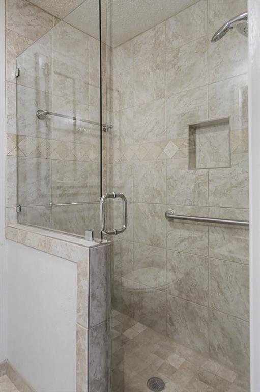 42 Page Street Hurst, TX 76053 - Photo 23 of 33