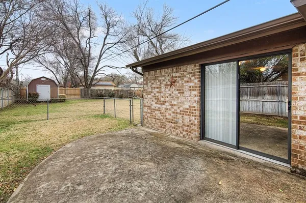 $300,000 | 42 Page Street, Hurst, TX 76053