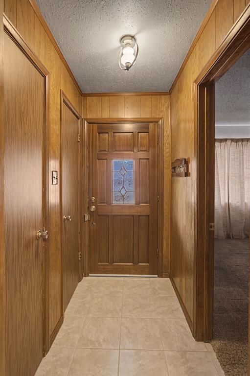 42 Page Street Hurst, TX 76053 - Photo 4 of 33