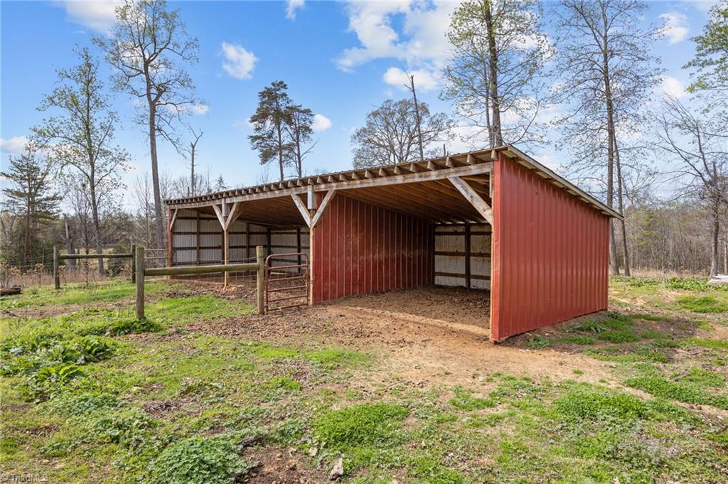 6955 Garrett Store Road Liberty, NC 27298 - Photo 30 of 42