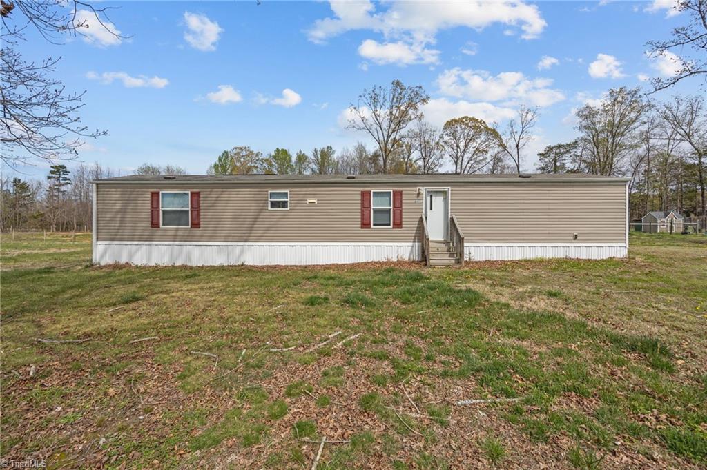 6955 Garrett Store Road Liberty, NC 27298 - Photo 35 of 42