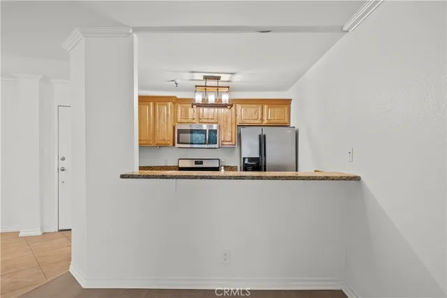 $530,000 | 4401 Sepulveda Boulevard, Unit 107, Sherman Oaks, CA 91403