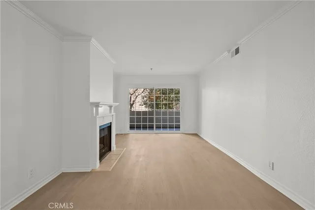 $530,000 | 4401 Sepulveda Boulevard, Unit 107, Sherman Oaks, CA 91403