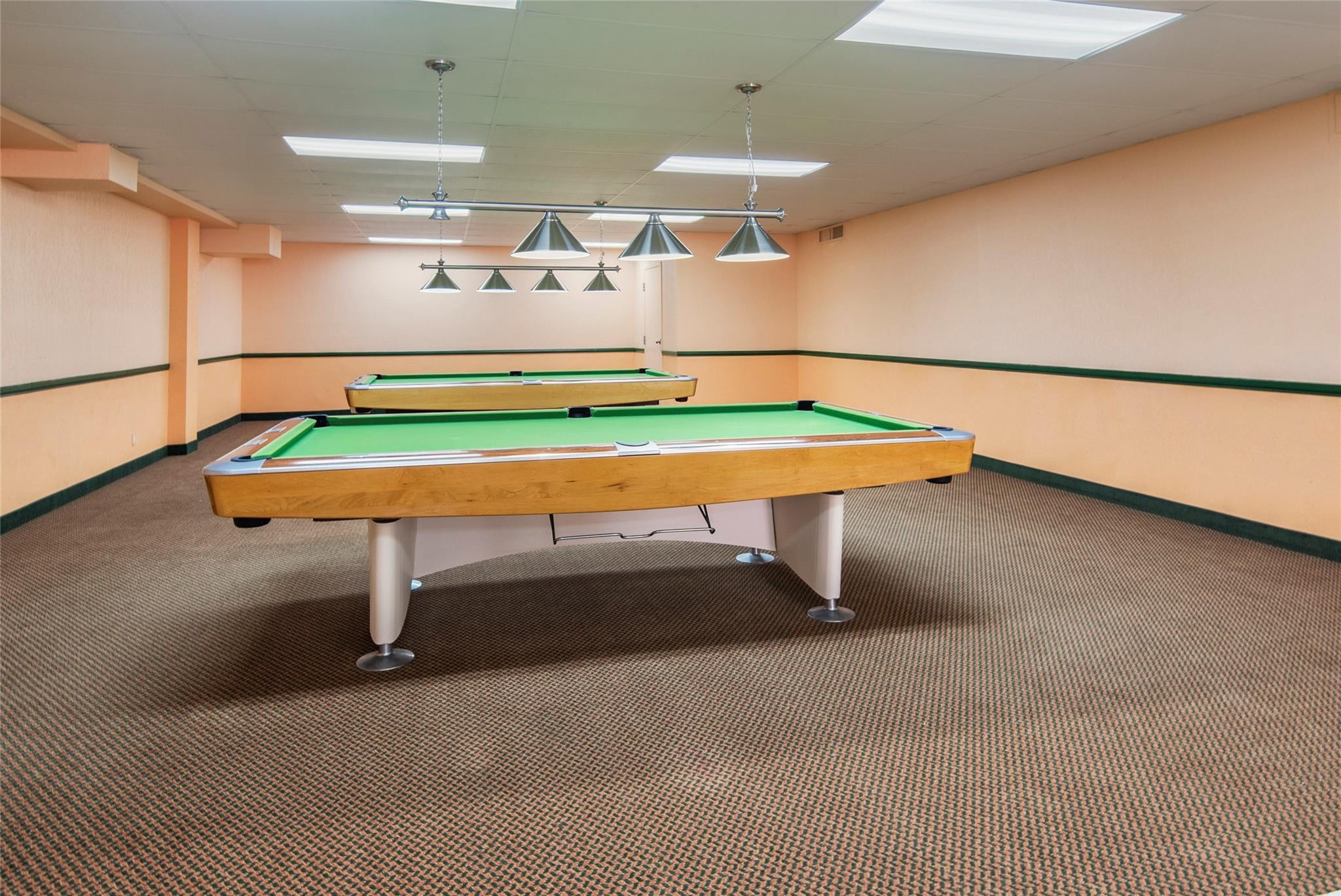 101 Briny Avenue, Unit 2604 Pompano Beach, FL 33062 - Photo 22 of 31 Billiard room