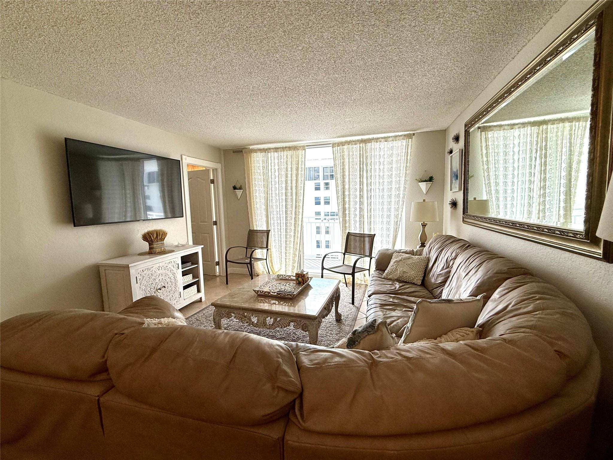 101 Briny Avenue, Unit 2604 Pompano Beach, FL 33062 - Photo 6 of 31 Living room
