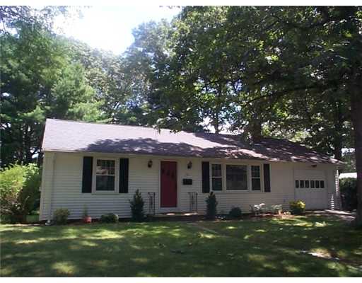 72 Scarsdale Road Warwick, RI 02886 - Photo 1 of 7 Exterior Front.