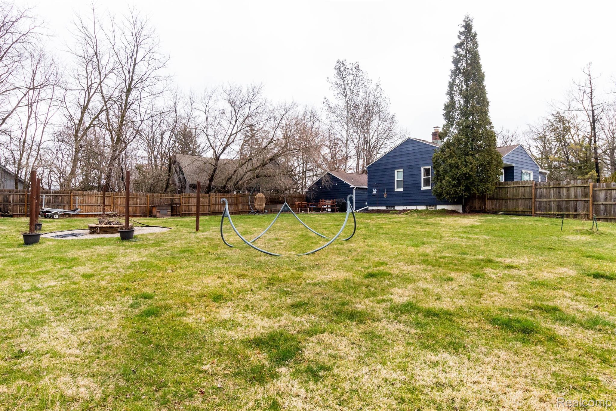 769 Bloomer Road Rochester, MI 48307 - Photo 28 of 39 Gallery Image 28