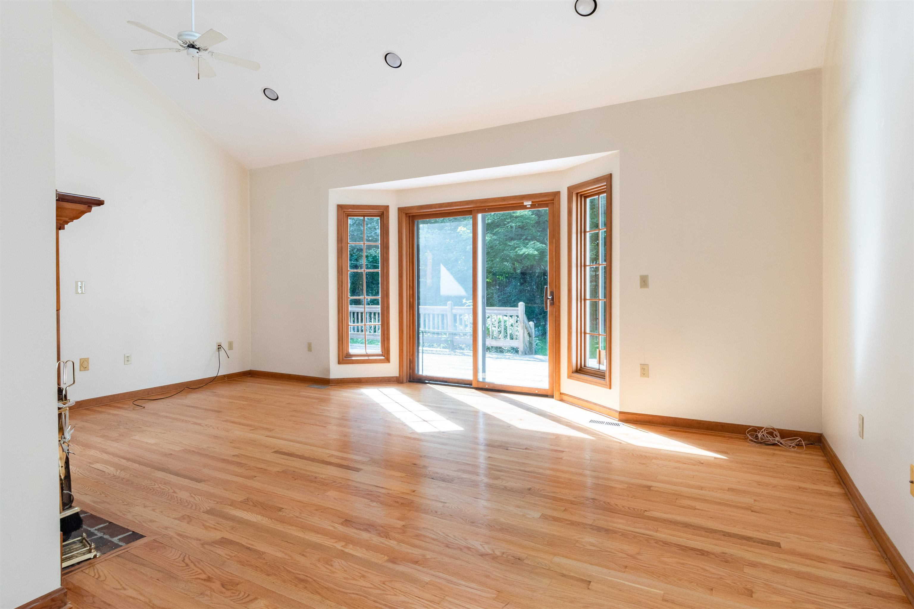 5 Deer Run Road Hollis, NH 03049 - Photo 5 of 33