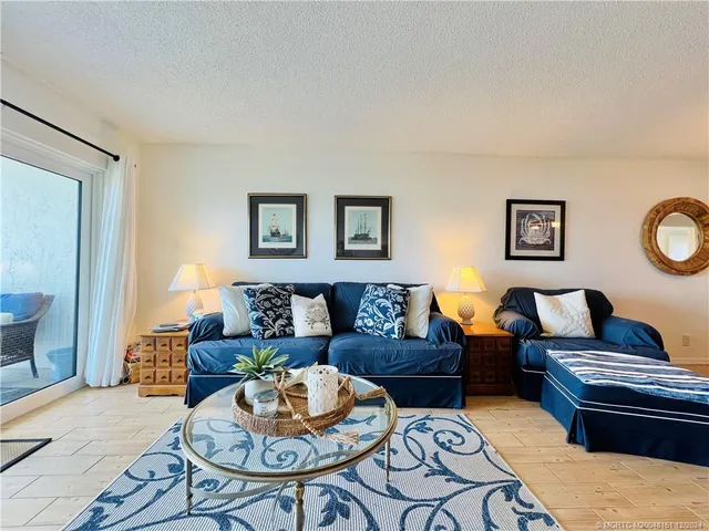 $5,600 | 9400 South Ocean Drive, Unit 202, Jensen Beach, FL 34957