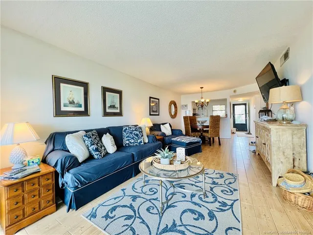 $5,600 | 9400 South Ocean Drive, Unit 202, Jensen Beach, FL 34957