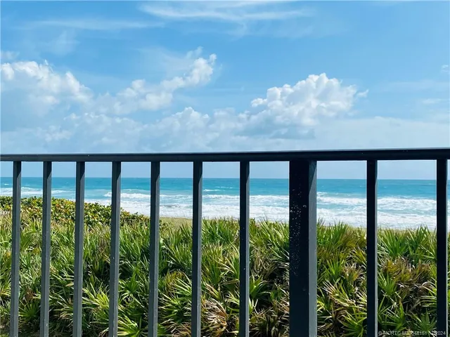 $5,600 | 9400 South Ocean Drive, Unit 202, Jensen Beach, FL 34957