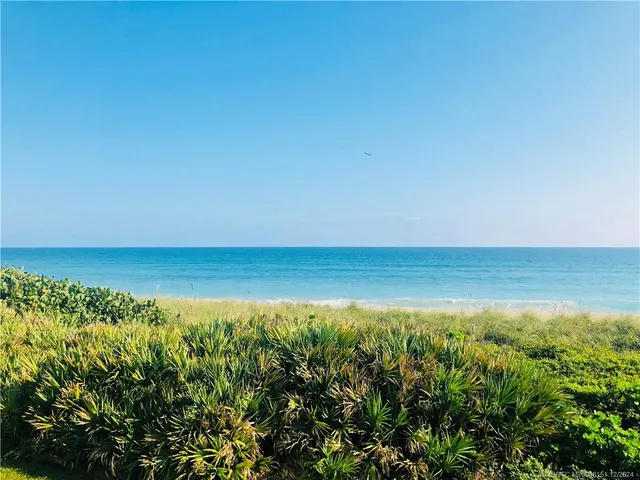 $5,600 | 9400 South Ocean Drive, Unit 202, Jensen Beach, FL 34957
