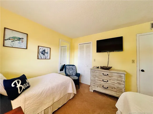 $5,600 | 9400 South Ocean Drive, Unit 202, Jensen Beach, FL 34957