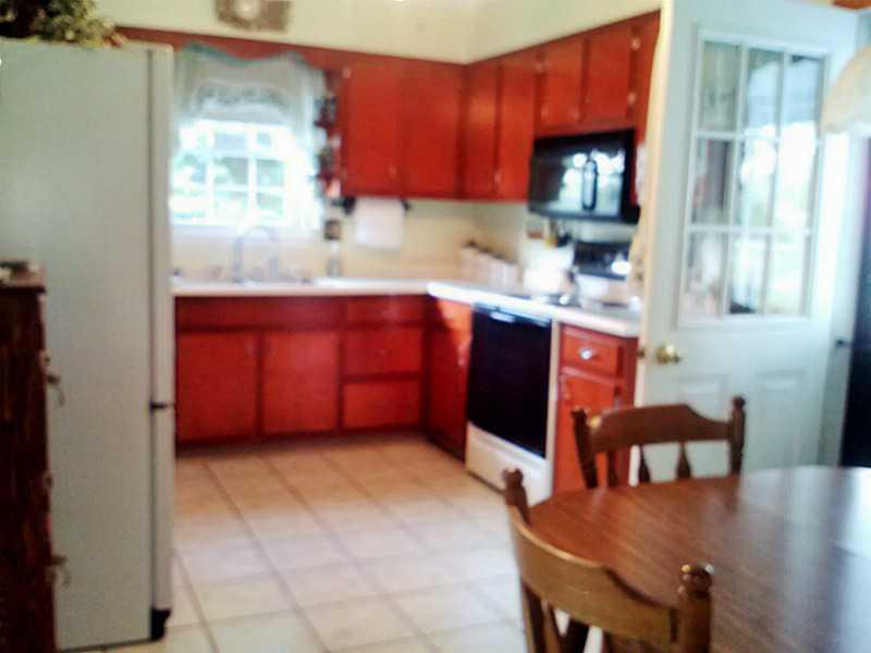 3420 Country Club Road Mount Pleasant, PA 15666 - Photo 8 of 25 Kitchen.