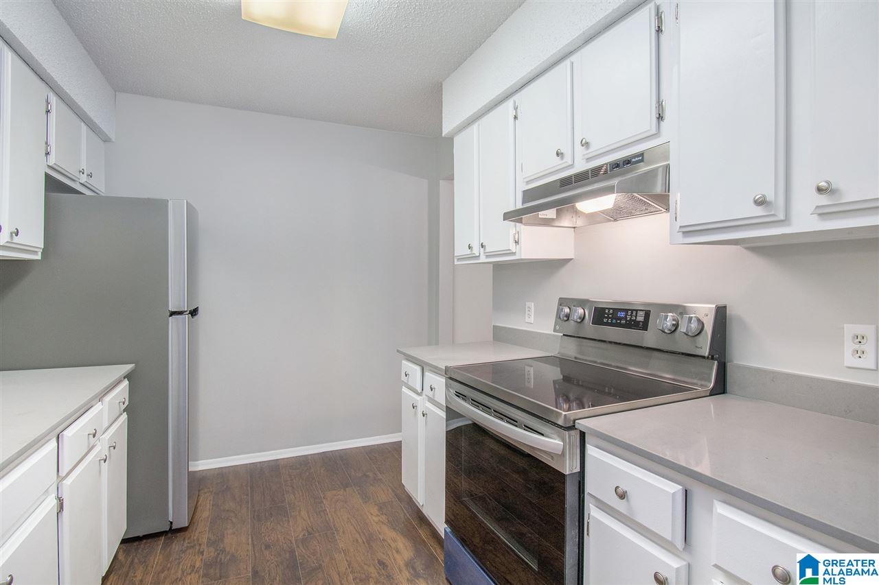 602 Running Brook Road, Unit 602 Hoover, AL 35226 - Photo 8 of 30